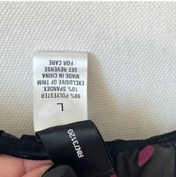 Frederick’s of Hollywood Skirt NOT PART OF SALE - Picture 4 of 4